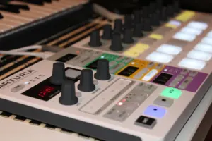 what is a sequencer in music